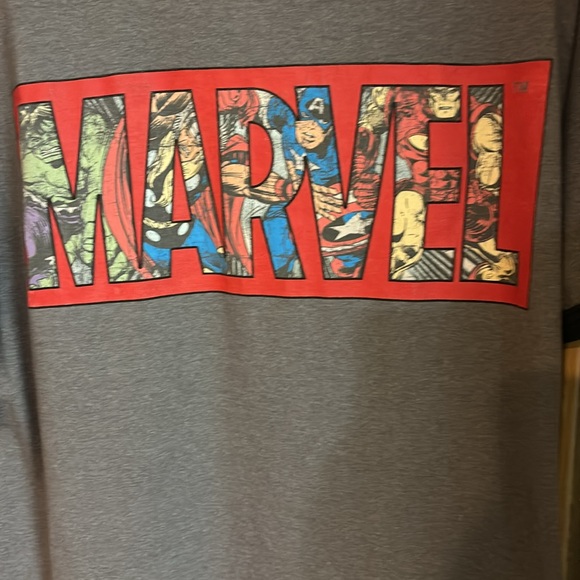 Gently worn Marvel t shirt size 2XL. - Picture 3 of 6